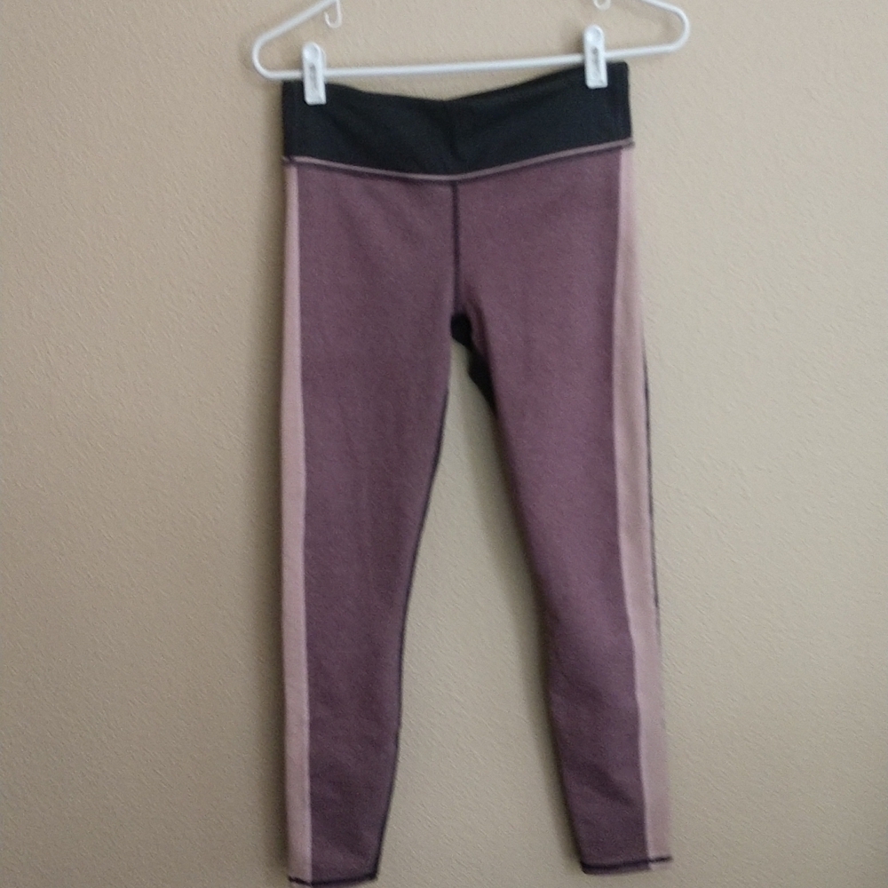 Fabletics Salar Statement 7/8 Leggings Size XS